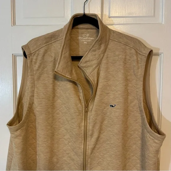 Vineyard Vines | Men’s Quilted Vest, Tan Color, Size XXL - NWT - Picture 2 of 6